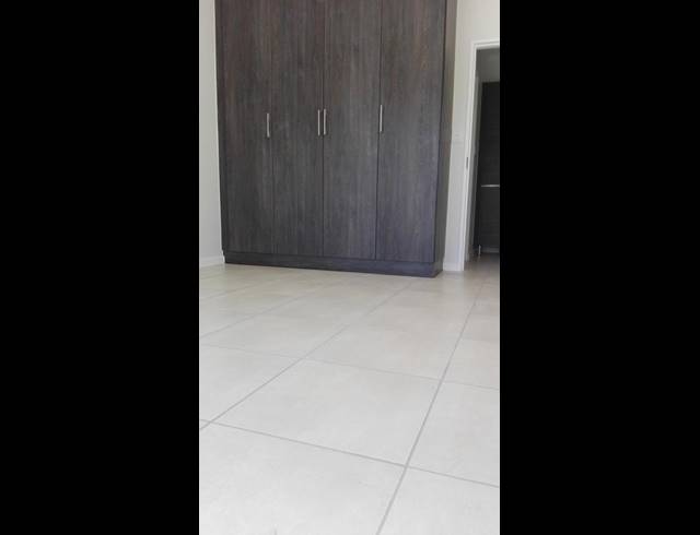 1 BEDROOM PROPERTY TO RENT IN OLIVEDALE